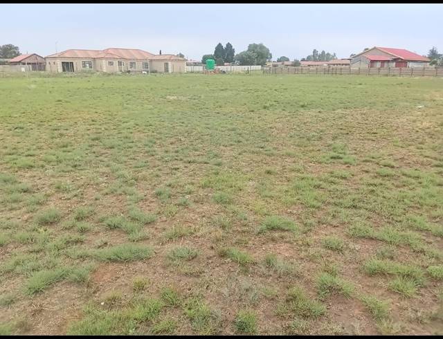 1,144M² VACANT LAND FOR SALE IN RIVERSDALE